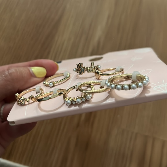 Primark Ring Set - Picture 2 of 3